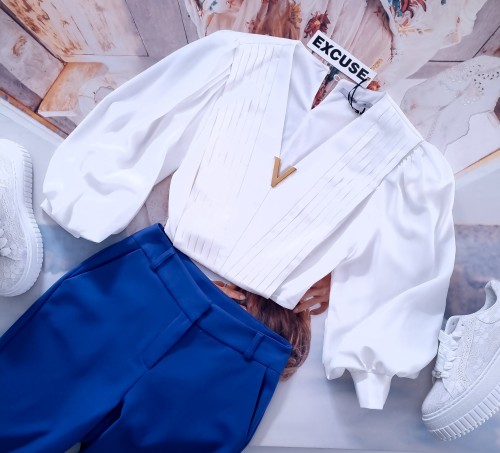 BIAŁA KRÓTKA KOSZULA - ZŁOTE ZDOBIENIE - BUFIASTE RĘKAWY