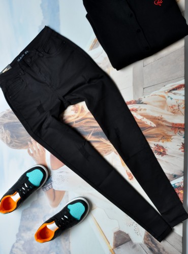 CZARNE PRZECIERANE SPODNIE - HIGH WAIST - SLIM FIT