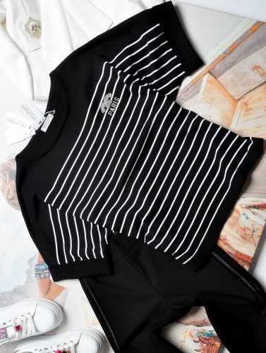 CZARNY SWETEREK W BIAŁE PASKI - PARIS