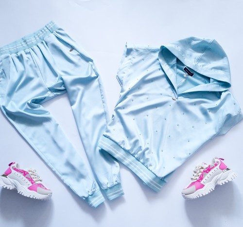 ZANARDI - KOMPLET OVERSIZE W KOLORZE JASNEGO TURKUSU WYKOŃCZONY CYRKONIAMI 