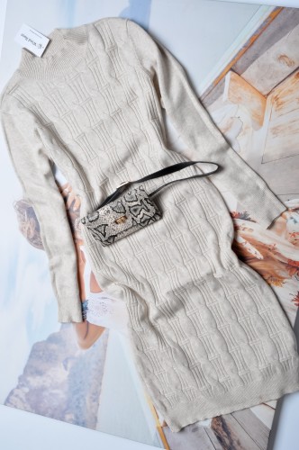 SUKIENKA W BEŻOWYM KOLORZE - SWETERKOWY SPLOT - PASEK