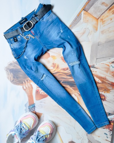 PUCCIHINO - NIEBIESKIE JEANSY SLIM FIT Z PRZETARCIAMI 