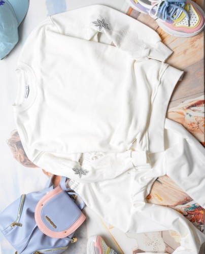 MINT - BIAŁA BLUZA  - CYRKONIOWE KWIATY 