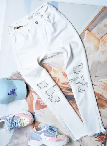 DI'SHE BIAŁE SPODNIE - TANJA - BOYFRIEND - KORONKA - CYRKONIE