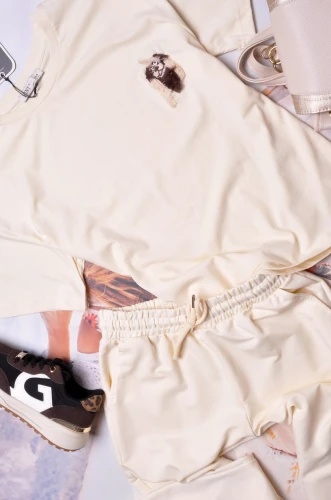 MINT - BANANOWA BLUZKA - WŁOCHATY PIESEK