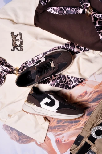 BRĄZOWE SNEAKERSY Z DODATKIEM ZŁOTA  I PANTERKOWĄ WSTAWKĄ