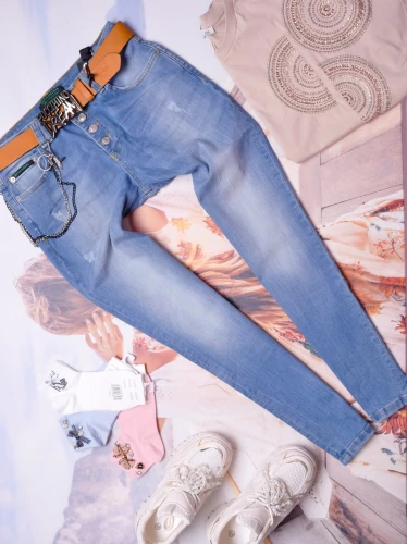 PUCCIHINO - JASNE JEANSY BOYFRIEND  - GUZICZKI