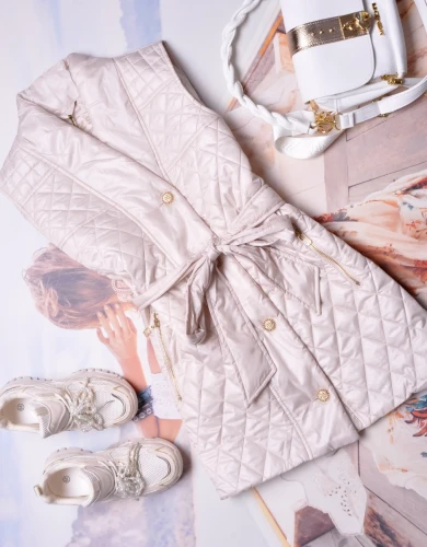 EZE - KAMIZELKA - CHŁODNY BEŻ - ZŁOTE GUZIKI - PASEK