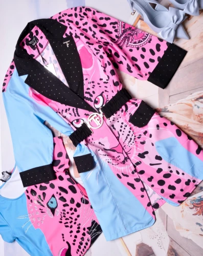 T.A.T.U. -   WIOSENNY PŁASZCZ Z RÓŻOWĄ PANTERĄ + CYRKONIE