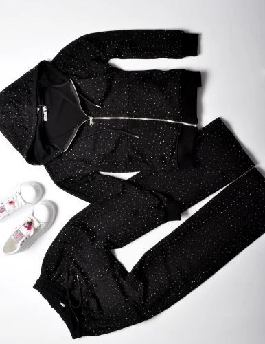 MINT - DRES CZARNY Z CYRKONIAMI