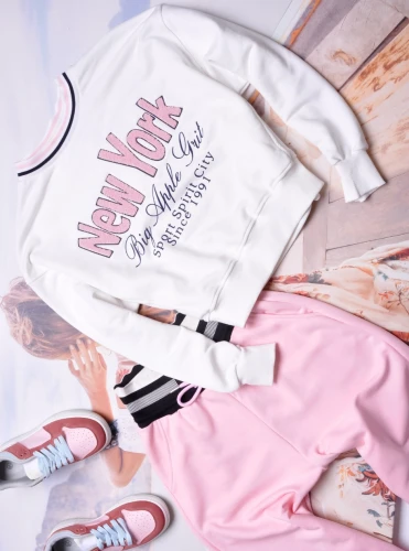 MINT - KRÓTKA BIAŁA BLUZA  - NEW YORK