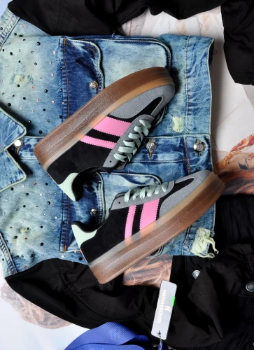CZARNO - SZARE  SNEAKERSY Z PASKAMI'
