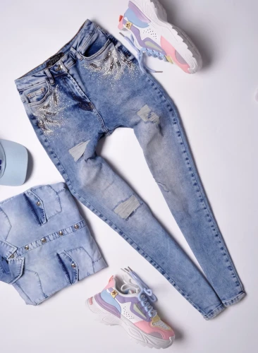 COCO BIANCA - JEANSOWE PRZECIERANE SPODNIE ZDOBIONE CYRKONIAMI - SKINNY