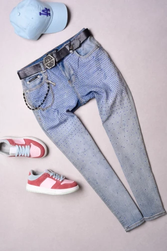 PUCCIHINO - KLASYCZNE JEANSY BOYFRIEND - NIEBIESKIE CYRKONIE