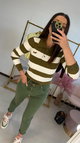Facetune_06-09-2026-22-23-02.jpeg