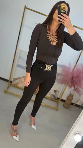 Facetune_06-09-2026-21-33-33.jpeg