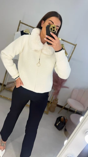 Facetune_07-09-2026-17-16-20.jpeg
