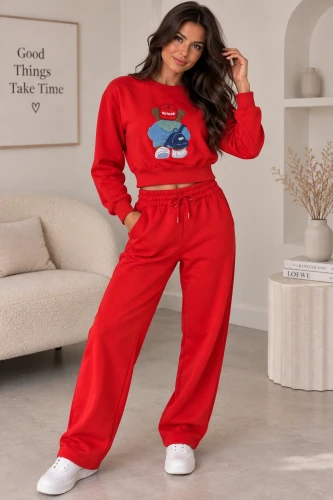 MINT - CZERWONA KRÓTSZA BLUZA Z MISIEM